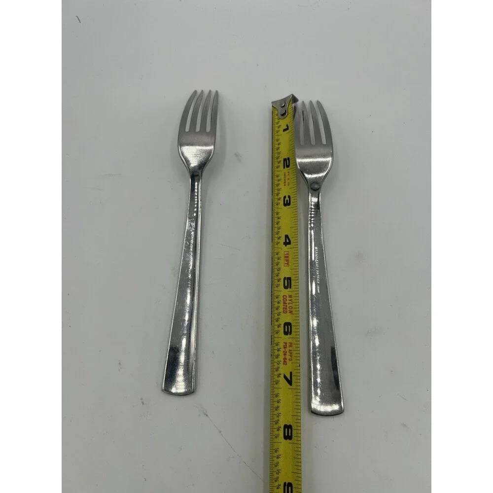 Yamazaki Patrick Chelsea Gold Dinner Forks Set of 2 Stainless Japan 7 3/4”